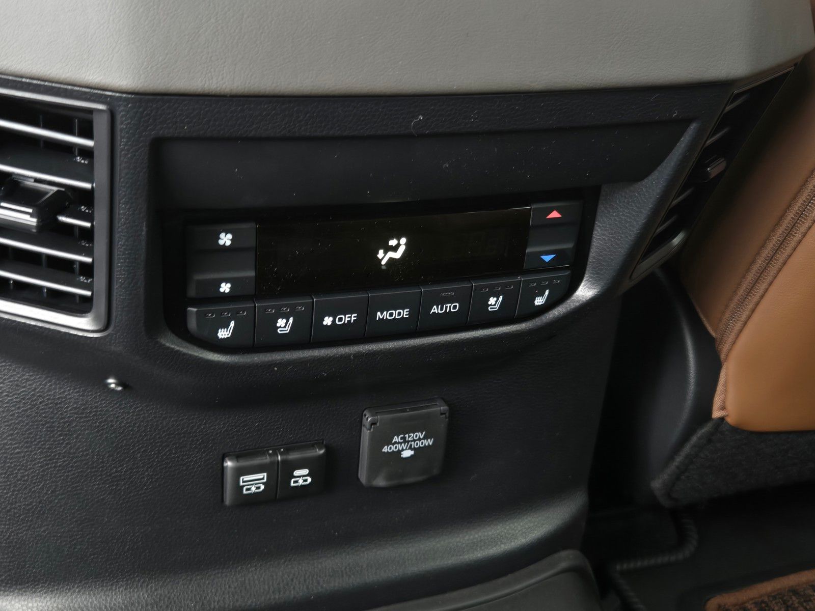 2026 Toyota Sequoia 1794 - Photo 19