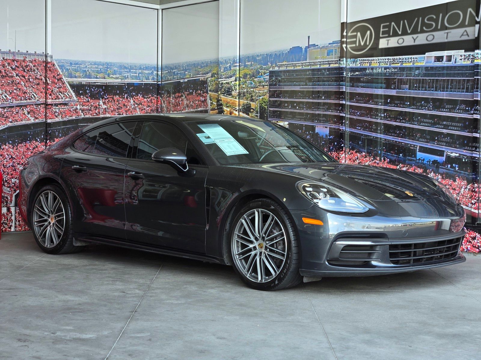 2020 Porsche Panamera 4's photo