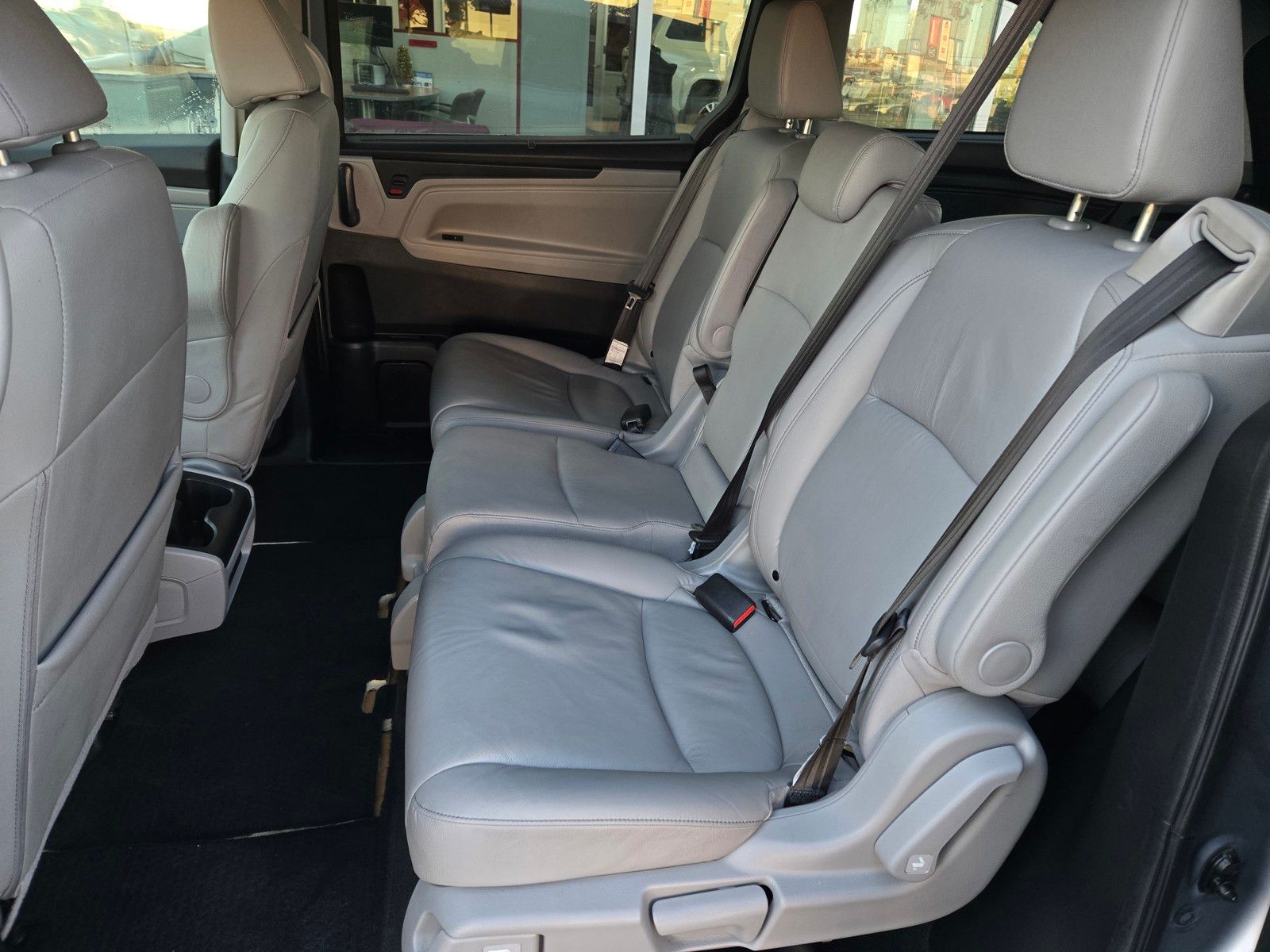 2024 Honda Odyssey EX-L - Photo 11