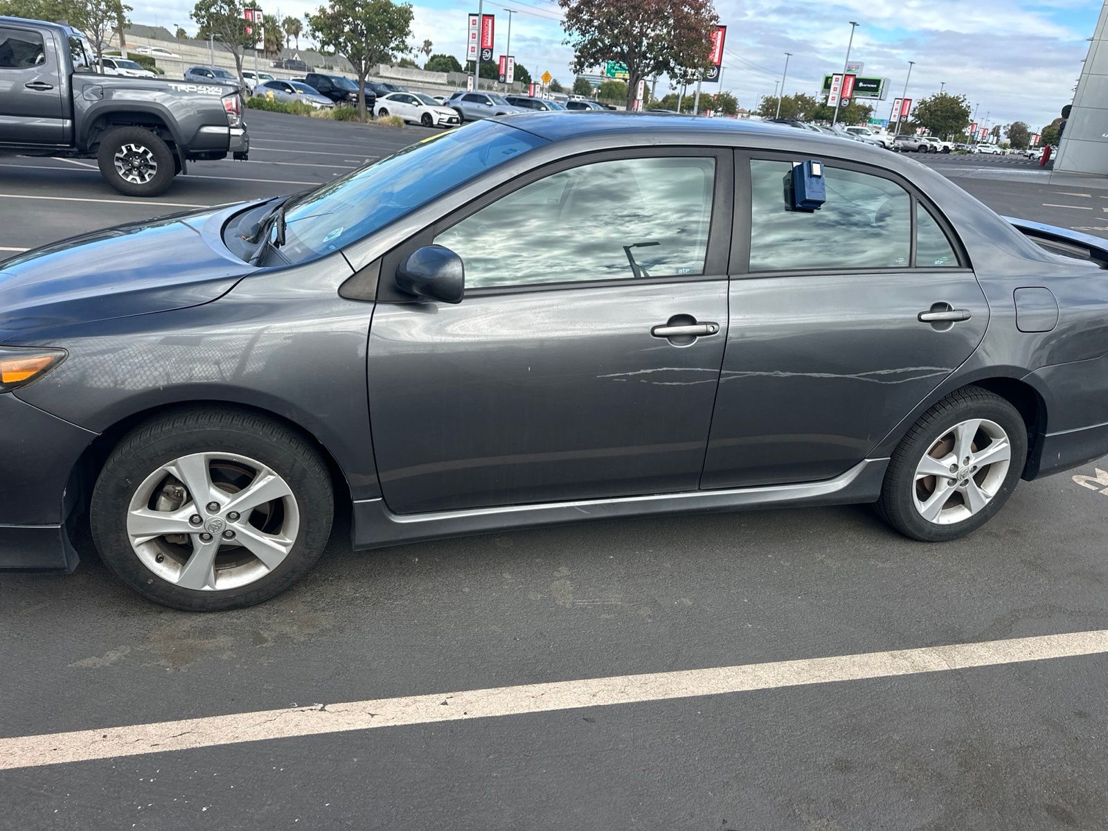 Used 2013 Toyota Corolla S with VIN 2T1BU4EE0DC017692 for sale in Milpitas, CA