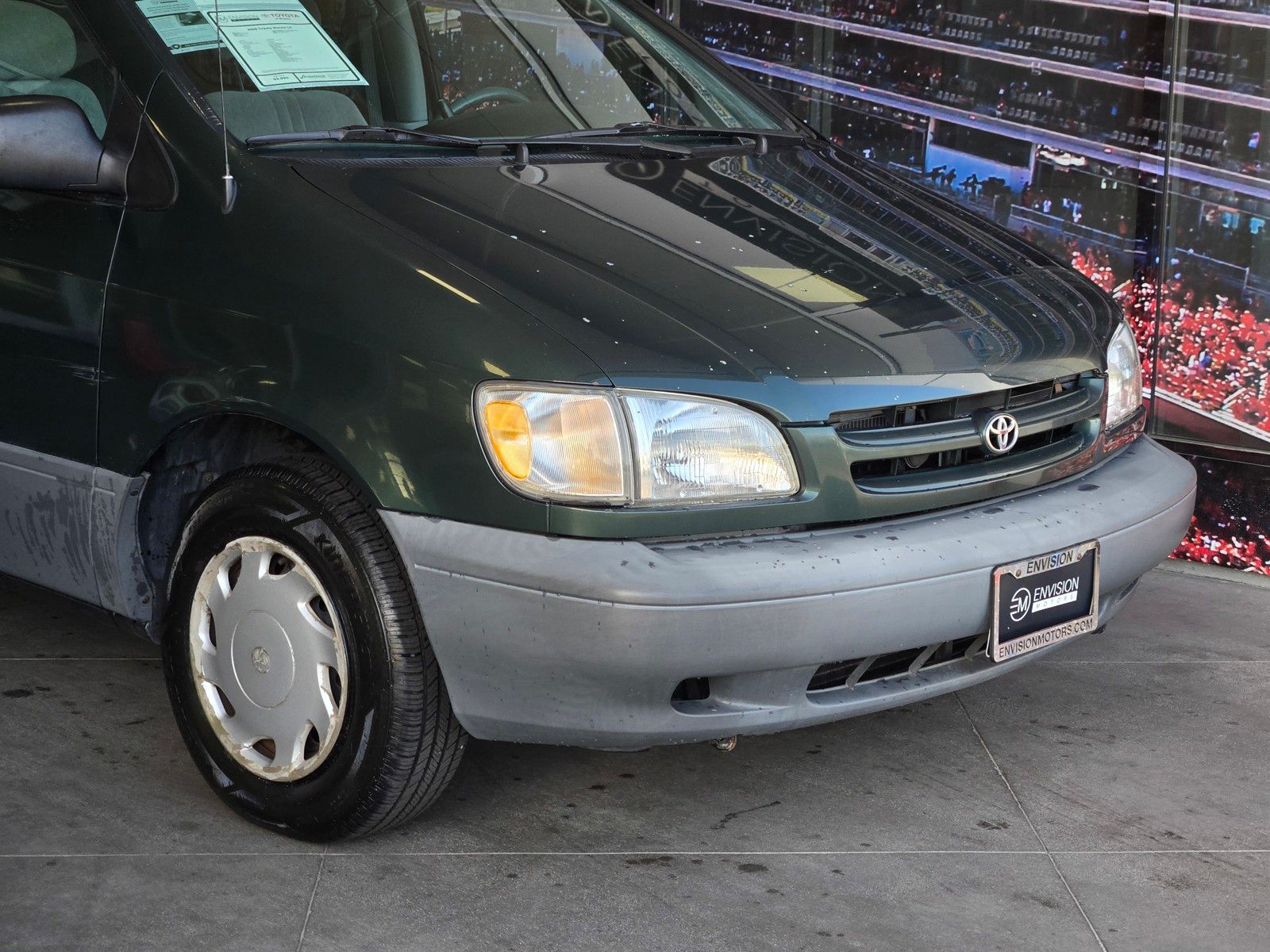 Used 2000 Toyota Sienna LE with VIN 4T3ZF13C7YU241014 for sale in Milpitas, CA