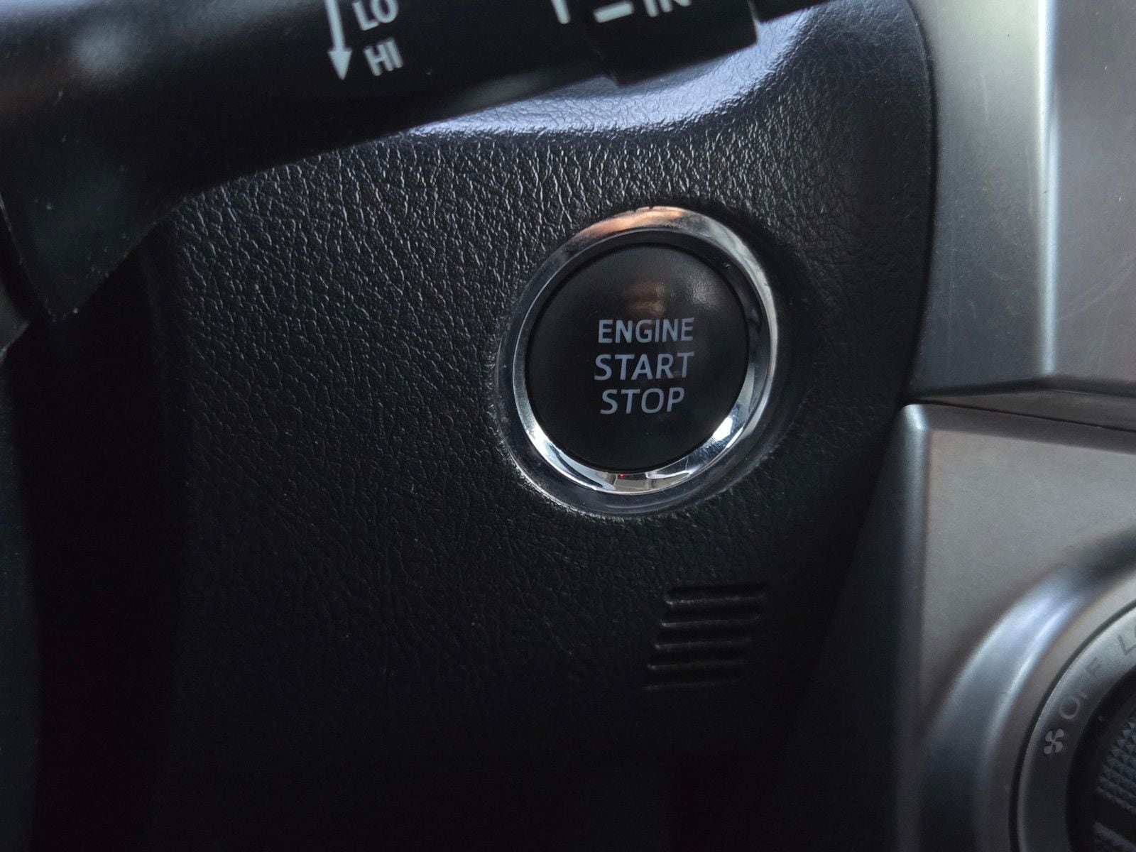 2022 Toyota 4Runner SR5 Premium - Photo 18