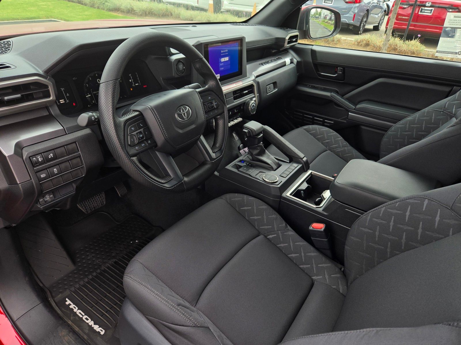 2026 Toyota Tacoma SR5 - Photo 7