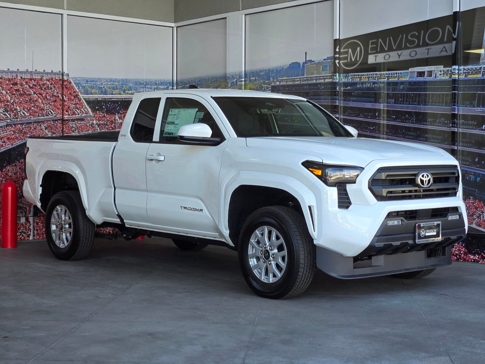 2026 Toyota Tacoma 4X2 XTRACAB 
