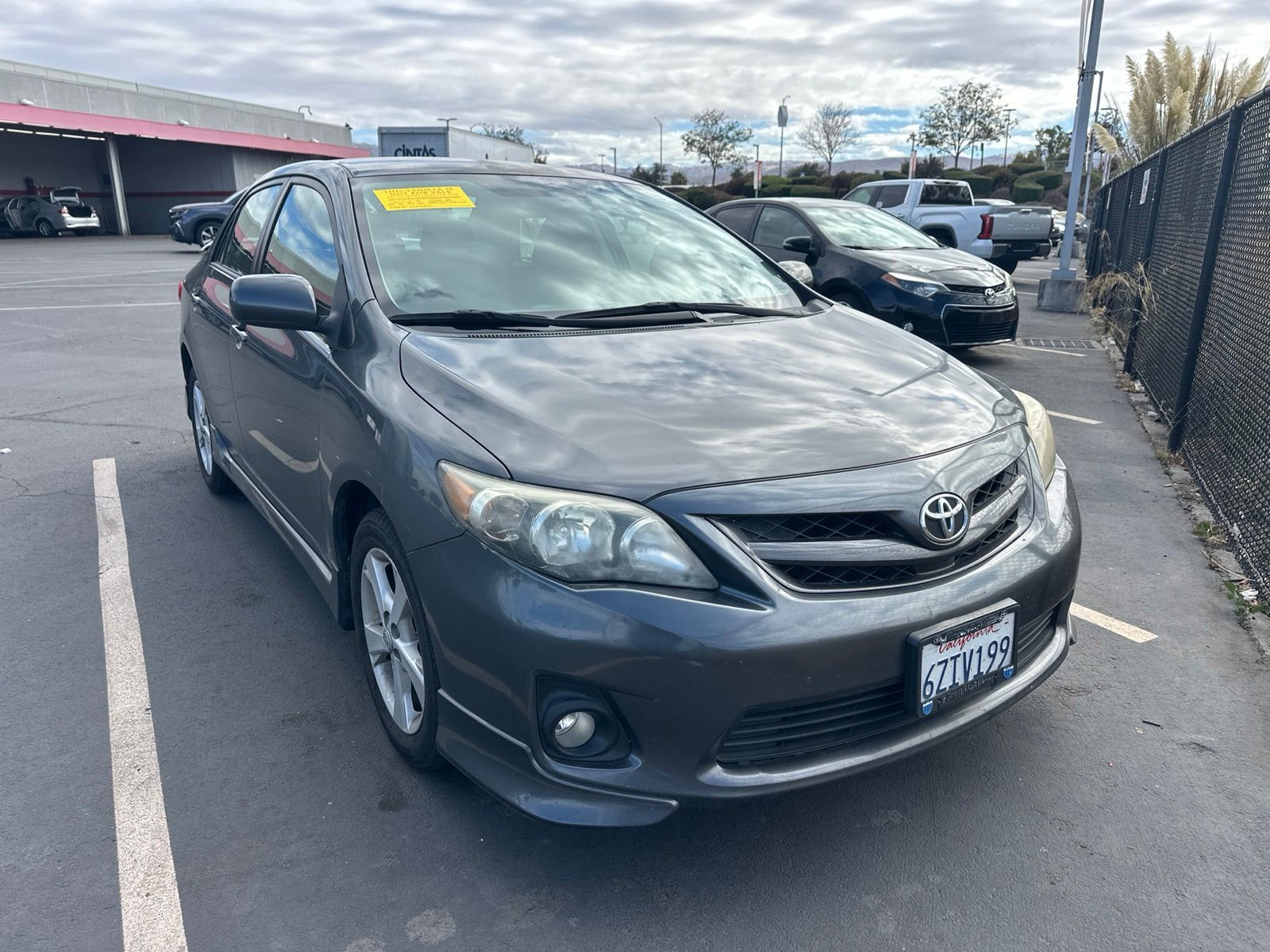 2013 Toyota Corolla Sedan 