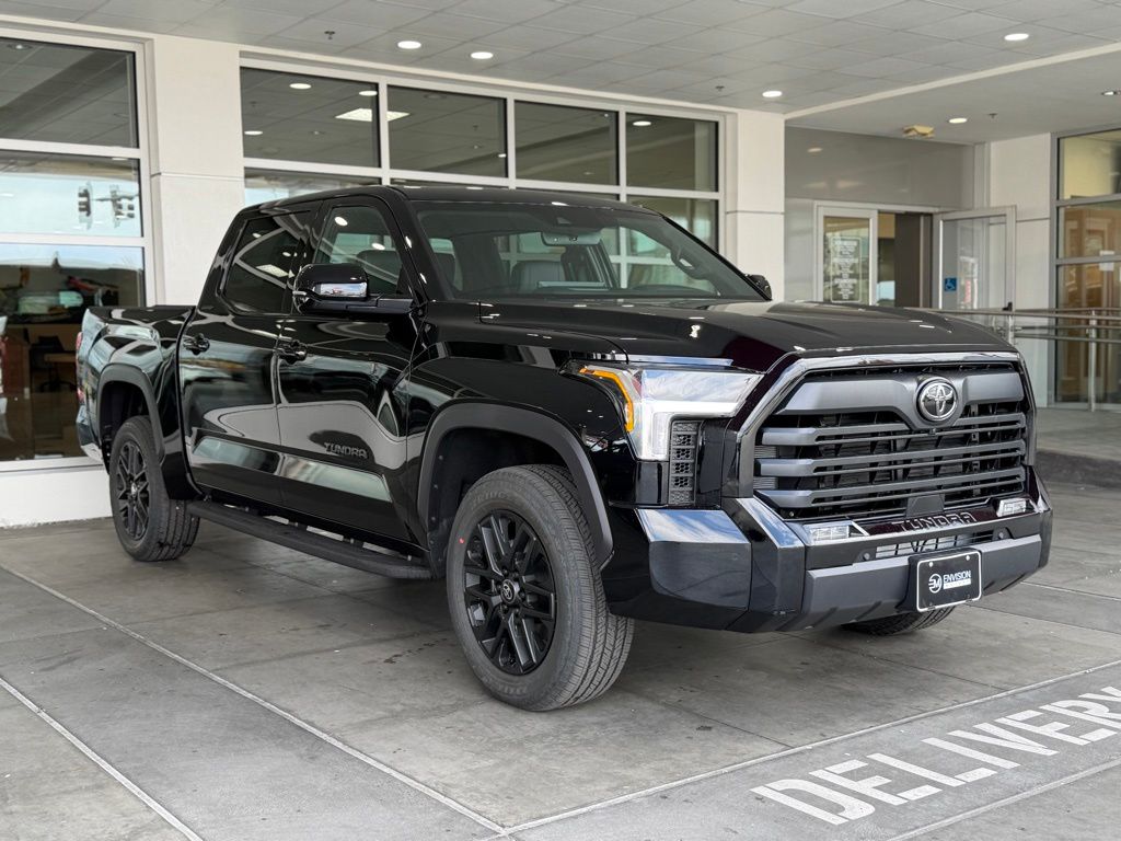 2026 Toyota Tundra Limited - Photo 6