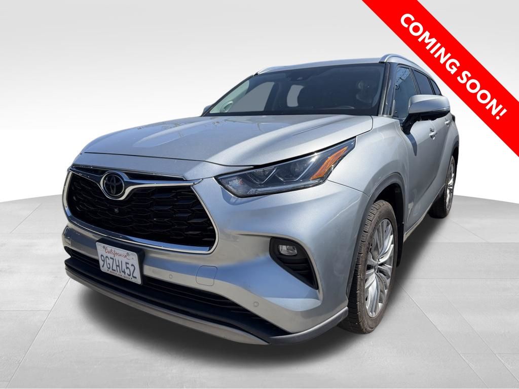 2023 Toyota Highlander SUV 