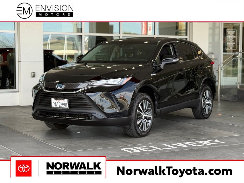 2021 Toyota Venza LE Hybrid AWD's photo