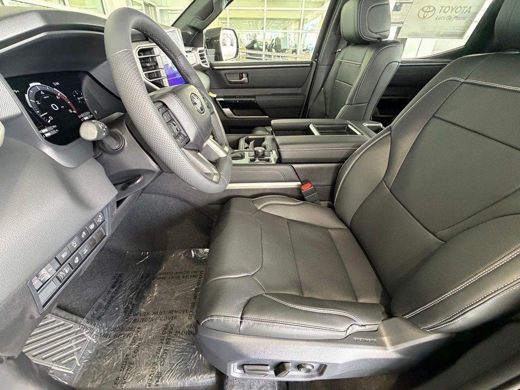 2026 Toyota Tundra Limited - Photo 17