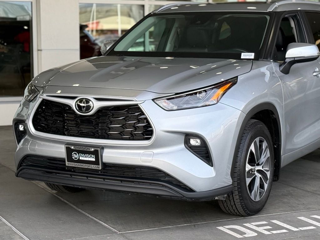 2024 Toyota Highlander XLE - Photo 3