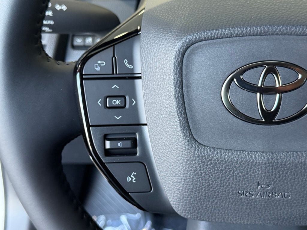 2026 Toyota Prius Plug-in Hybrid Nightshade - Photo 21