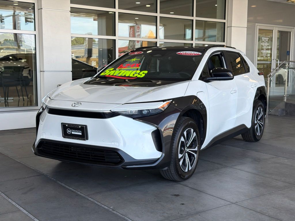 Used 2024 Toyota bZ4X XLE with VIN JTMAAAAAXRA033318 for sale in Norwalk, CA