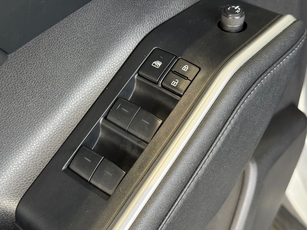 2024 Toyota Highlander XLE - Photo 21