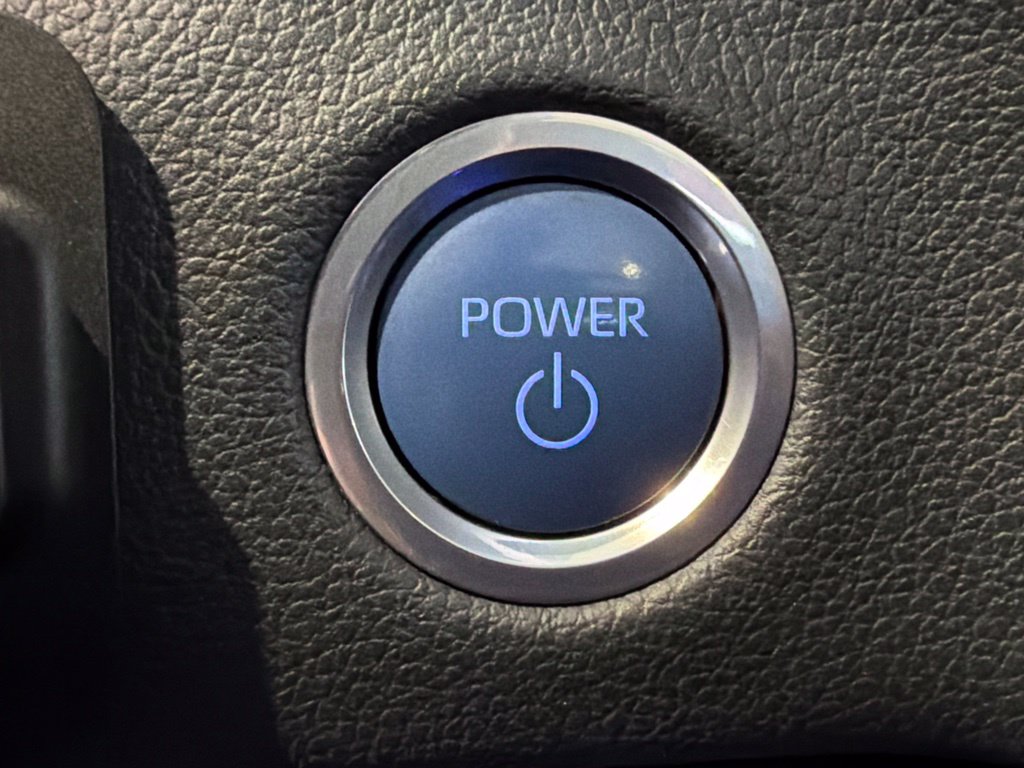 2024 Toyota Tundra Limited - Photo 28