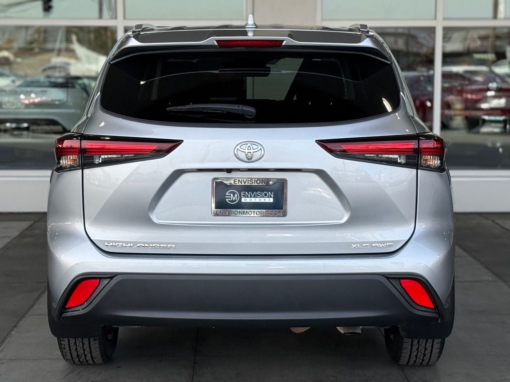 2024 Toyota Highlander XLE - Photo 11