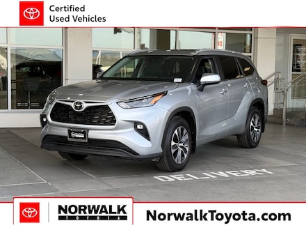 2024 Toyota Highlander XLE SUV