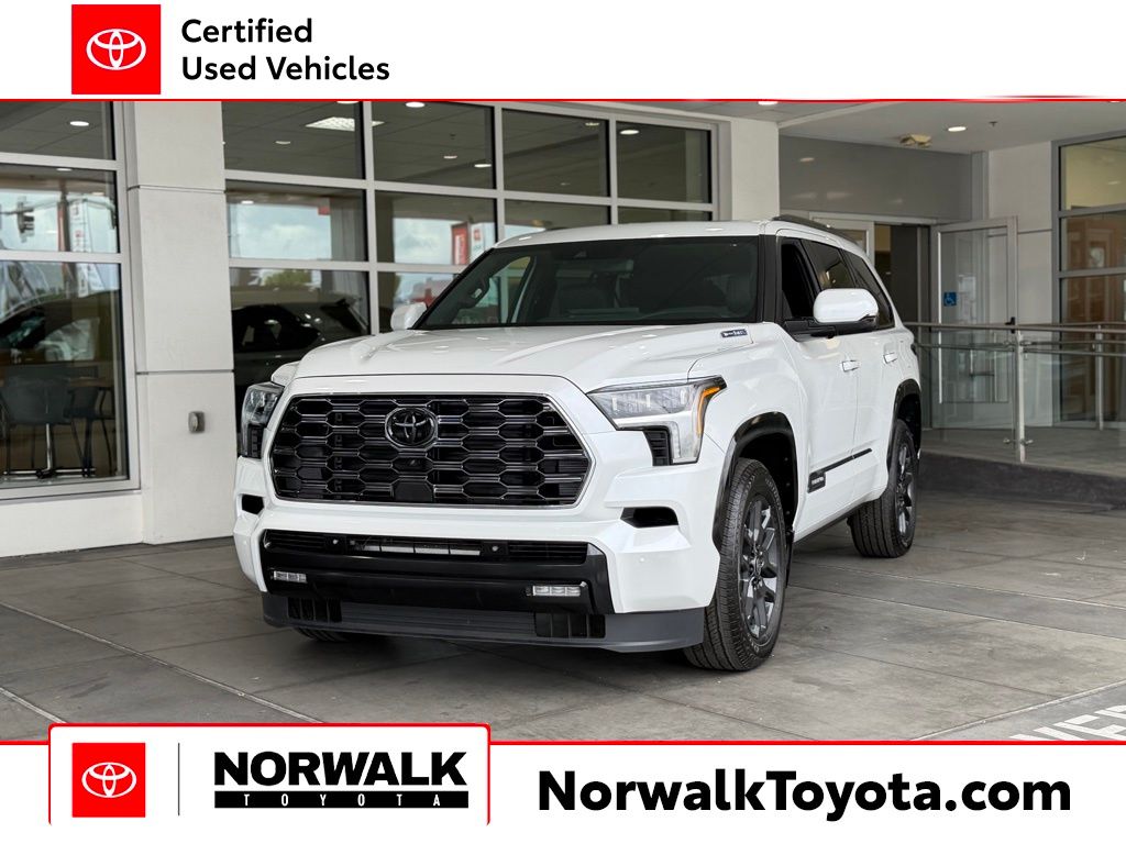 2026 Toyota Sequoia Platinum 4WD i-FORCE MAX Hybrid's photo