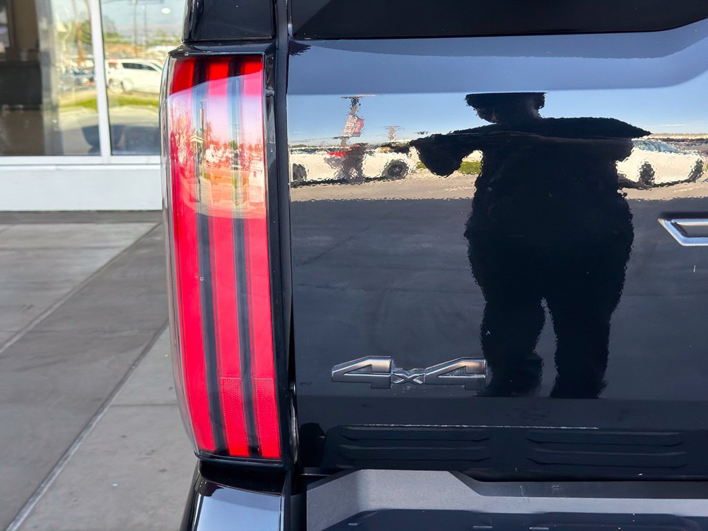 2024 Toyota Tundra Limited - Photo 11