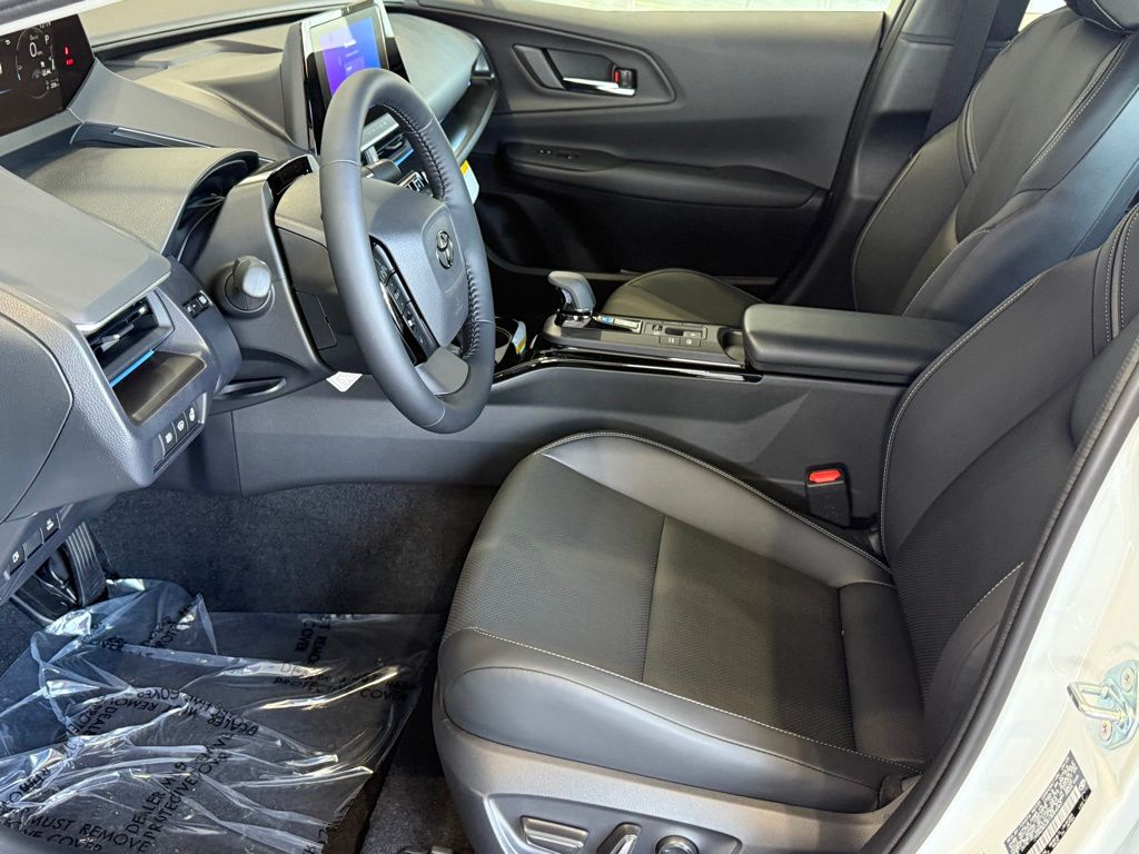 2026 Toyota Prius Plug-in Hybrid Nightshade - Photo 17