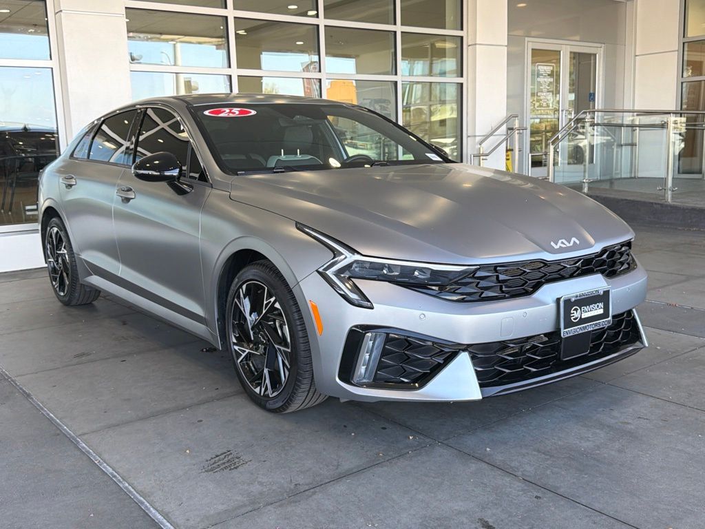2025 Kia K5 GT-Line - Photo 6