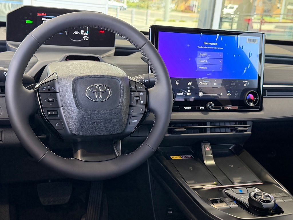 2026 Toyota C-HR XSE - Photo 28