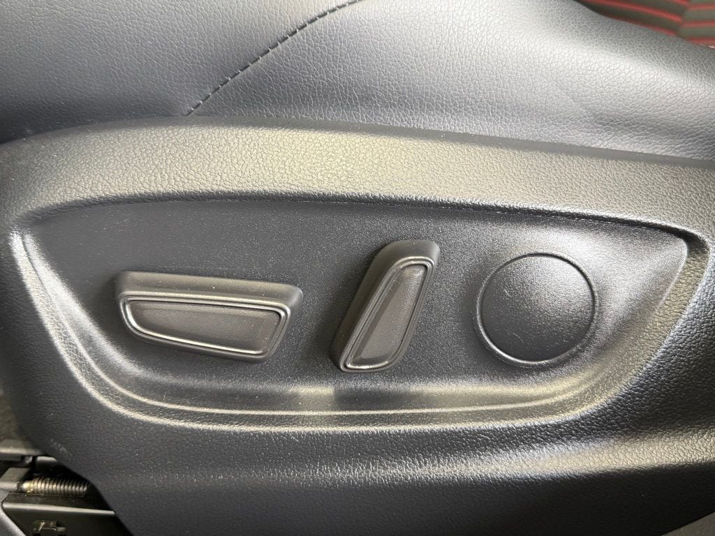 2024 Toyota Corolla XSE - Photo 22