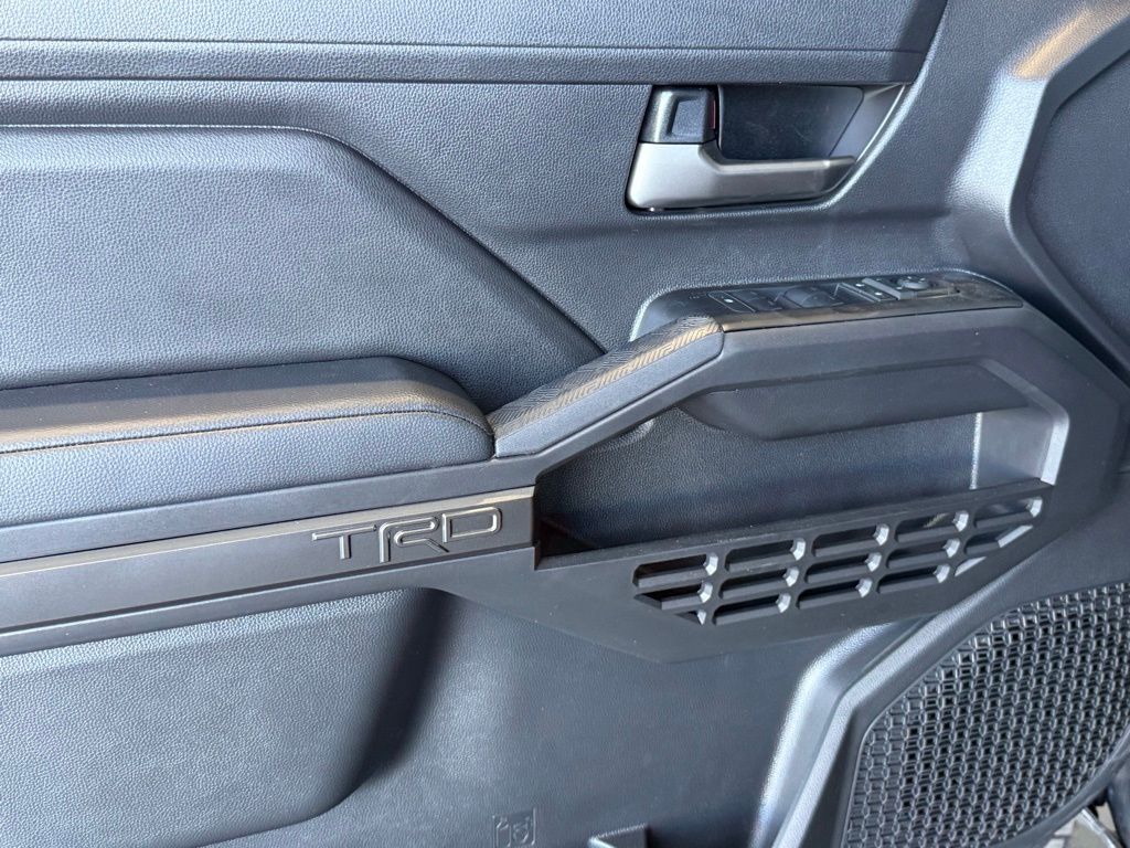 2026 Toyota Tacoma TRD Off Road - Photo 14