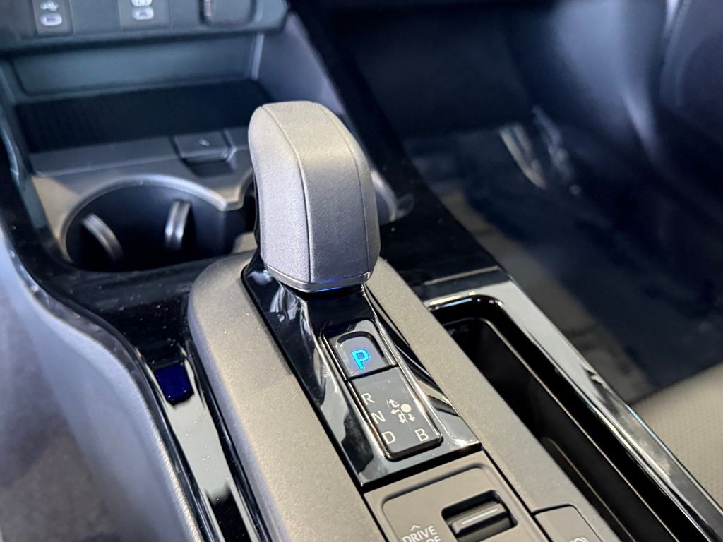 2026 Toyota Prius Plug-in Hybrid Nightshade - Photo 24