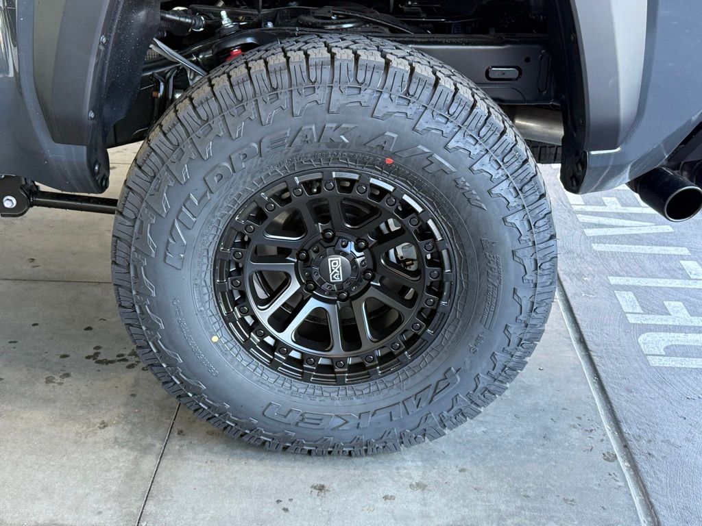 2026 Toyota Tacoma TRD Off Road - Photo 13