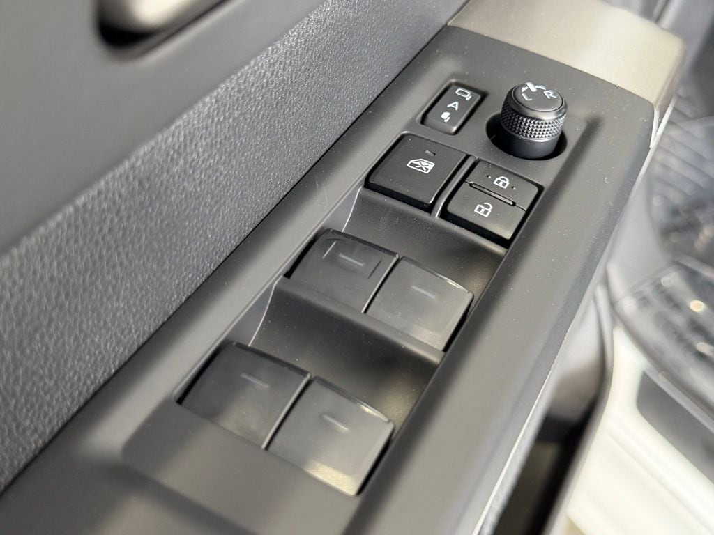 2026 Toyota Sequoia Platinum - Photo 20