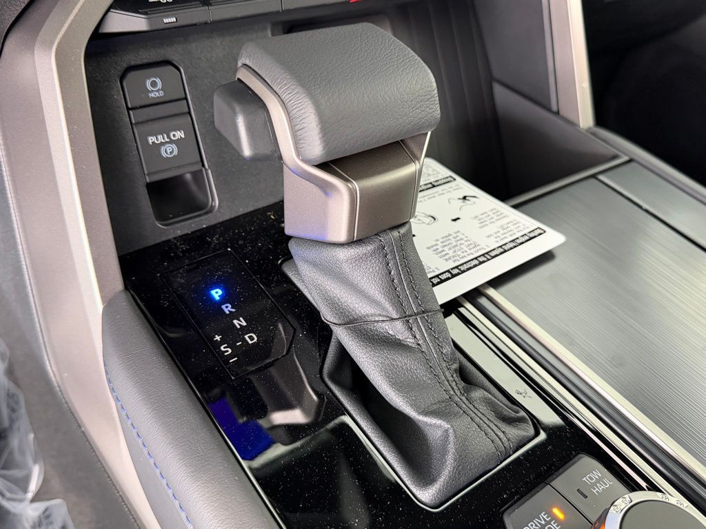 2026 Toyota Sequoia Platinum - Photo 30
