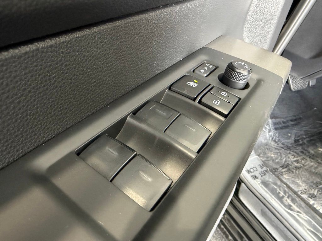 2026 Toyota Tundra Limited - Photo 16