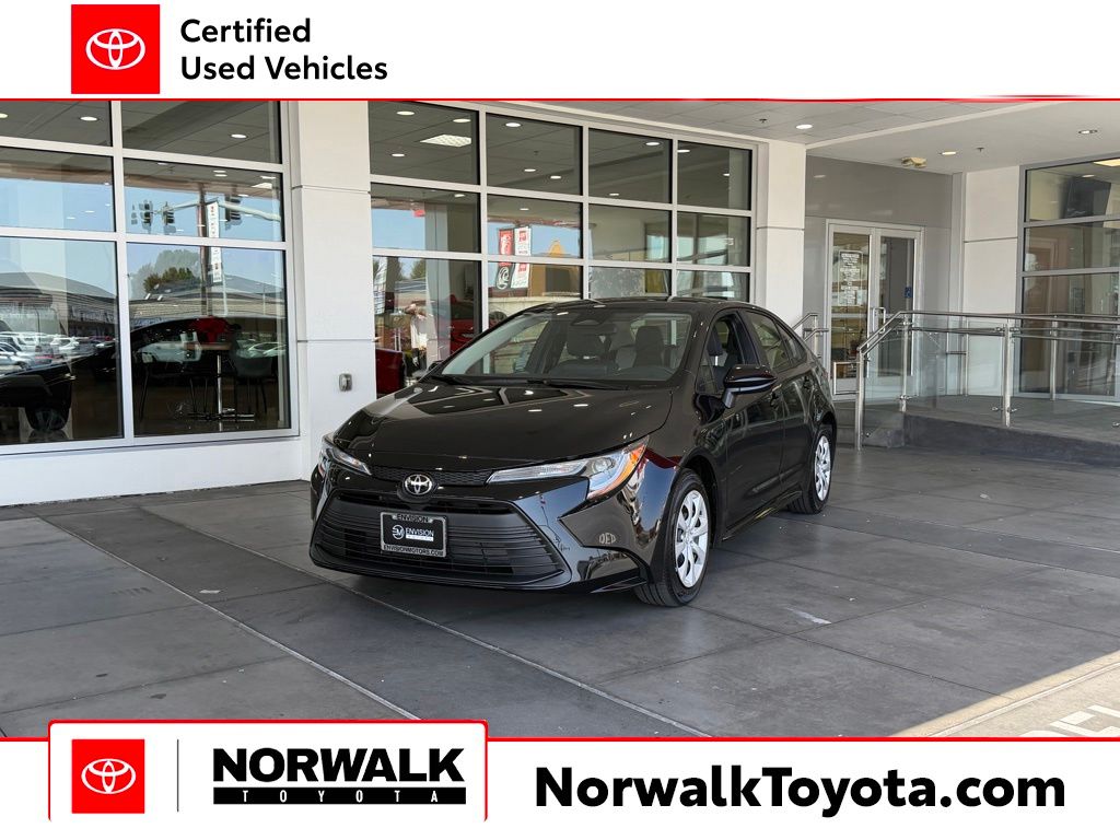 2026 Toyota Corolla LE CVT's photo