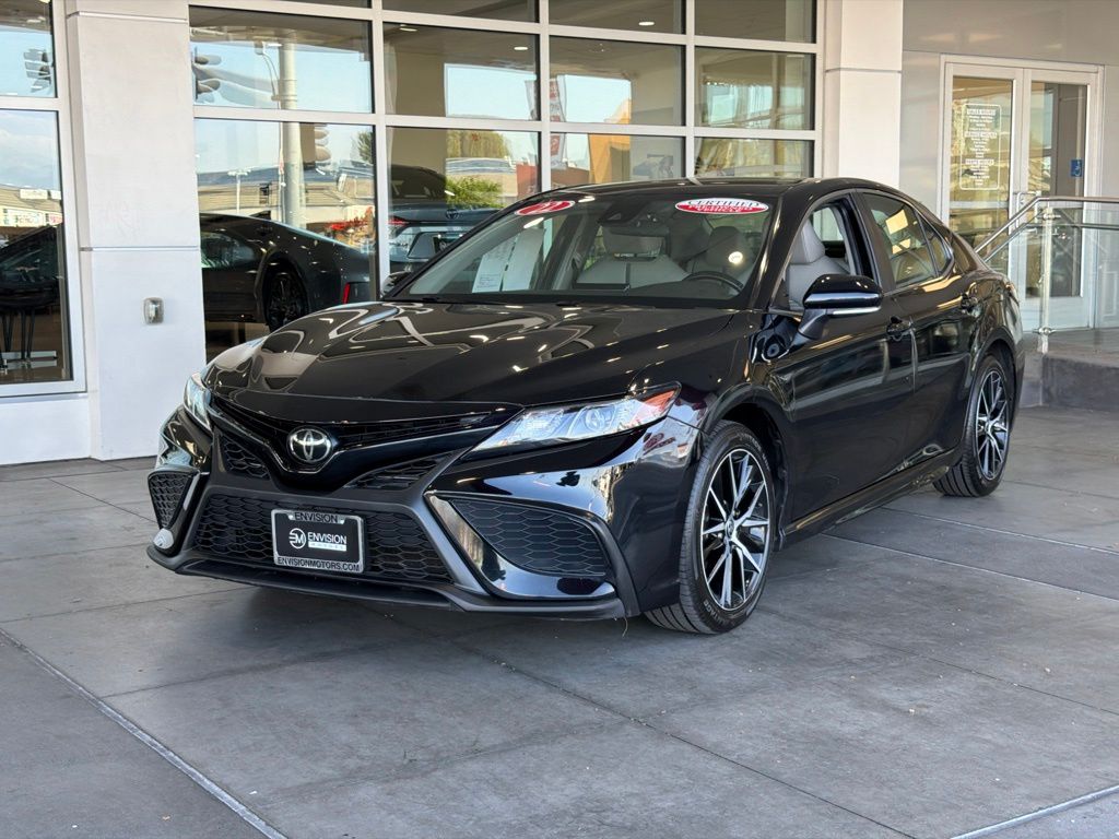 Certified 2022 Toyota Camry SE with VIN 4T1G11AK4NU703789 for sale in Norwalk, CA