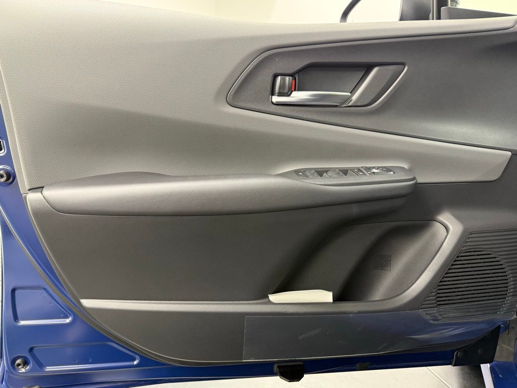 2026 Toyota Prius XLE - Photo 13