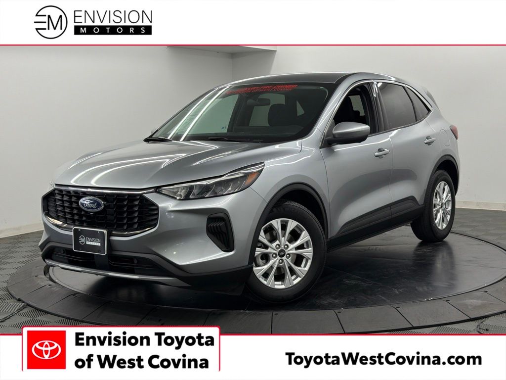 2023 Ford Escape