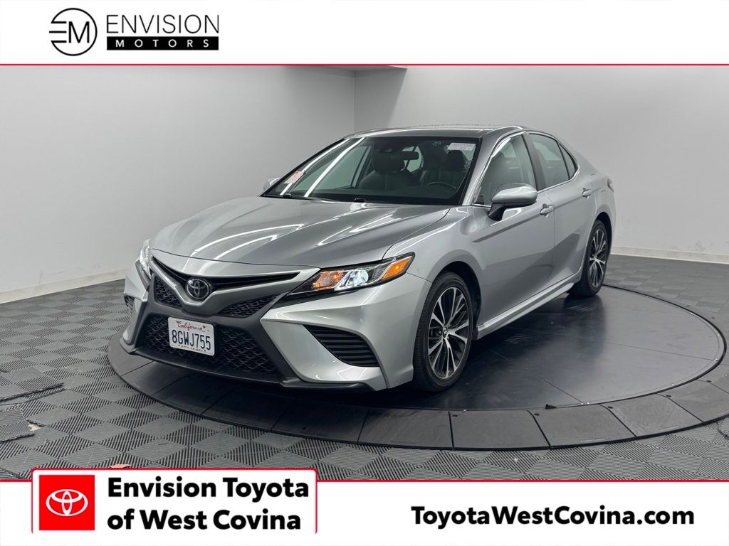 2019 Toyota Camry 2.5 Auto SE's photo