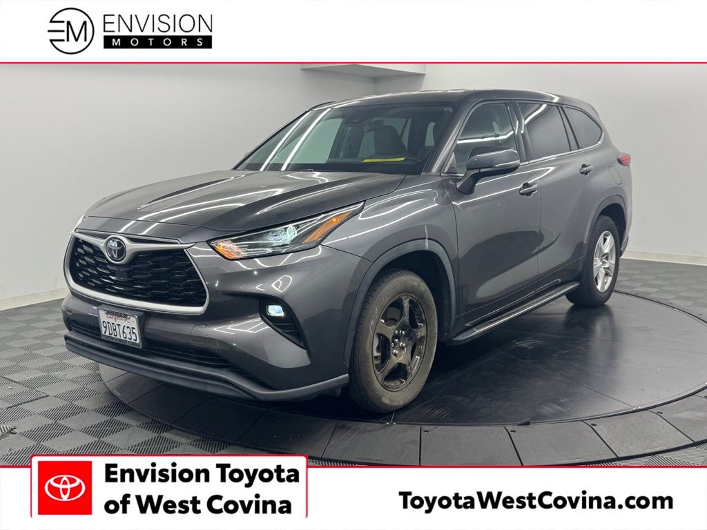 2022 Toyota Highlander LE 4x2 V6's photo