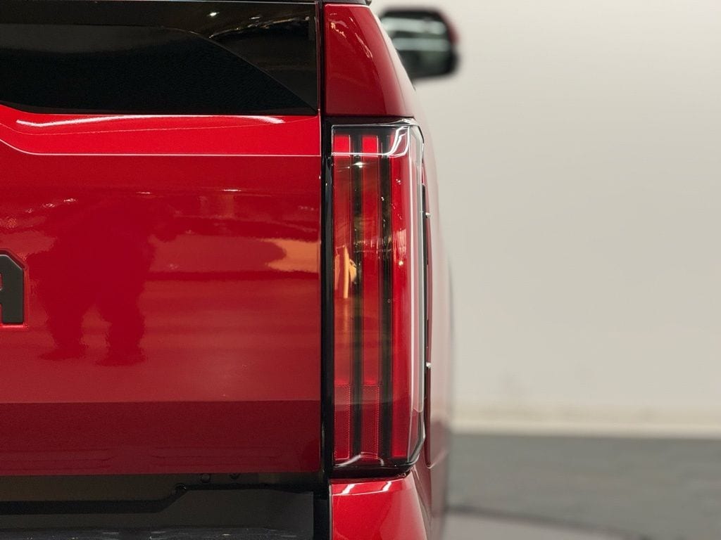2026 Toyota Tundra Platinum - Photo 8