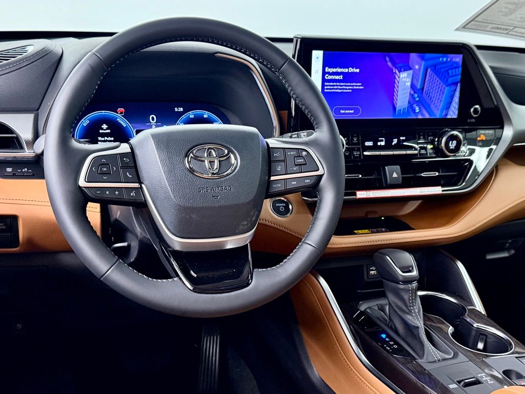 2026 Toyota Highlander Platinum - Photo 34