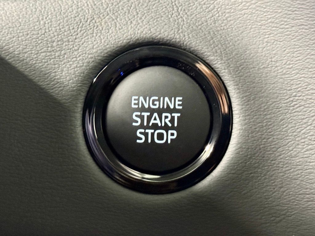 2026 Toyota Tundra Platinum - Photo 24