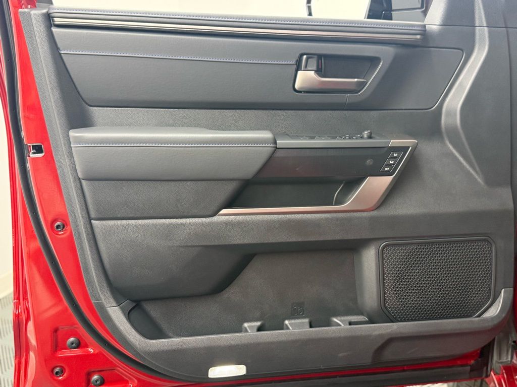 2026 Toyota Tundra Platinum - Photo 15