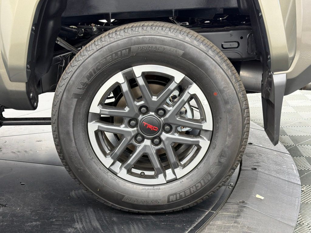 2026 Toyota Tacoma TRD Sport - Photo 13