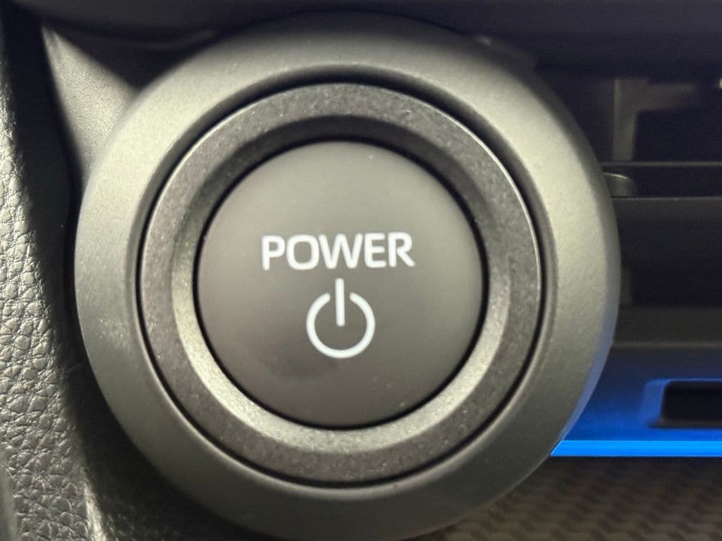 2026 Toyota Prius XLE - Photo 21