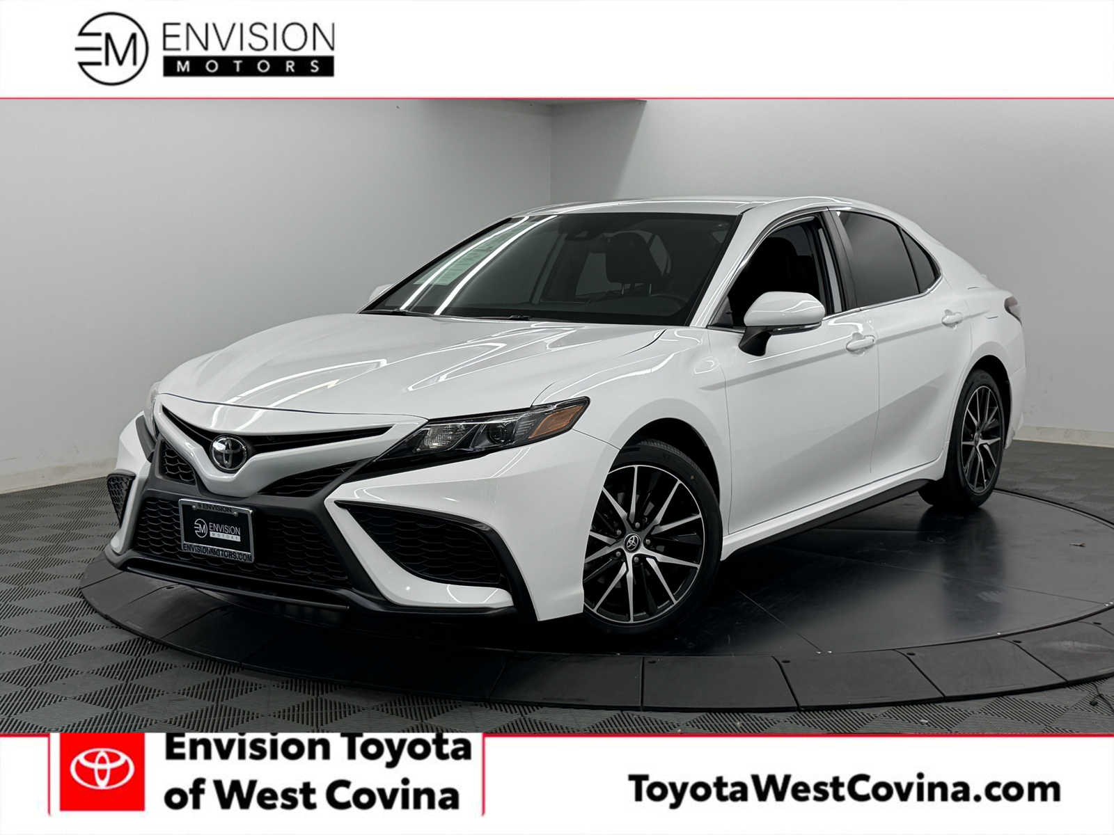 2024 Toyota Camry Sedan 