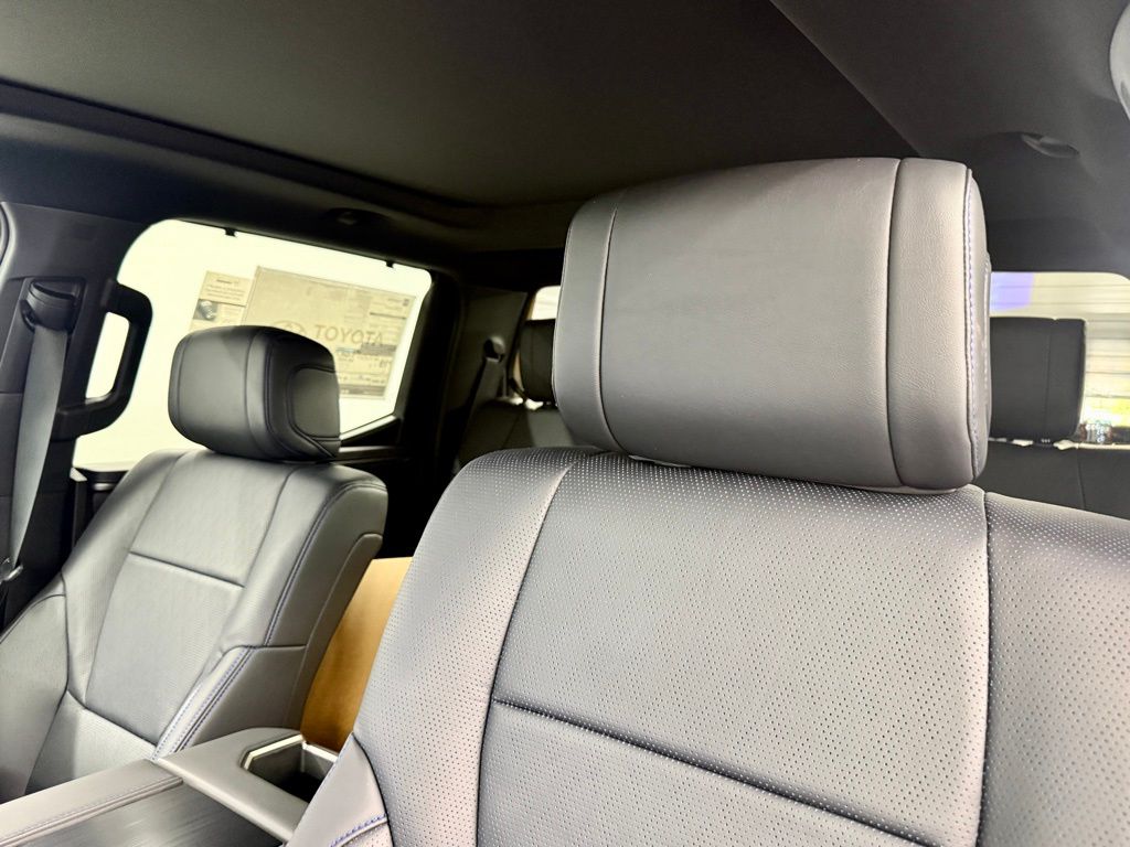 2026 Toyota Tundra Platinum - Photo 19