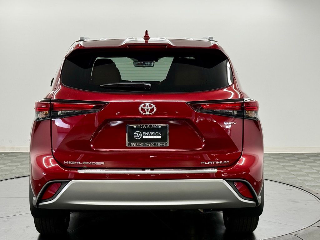2026 Toyota Highlander Platinum - Photo 11