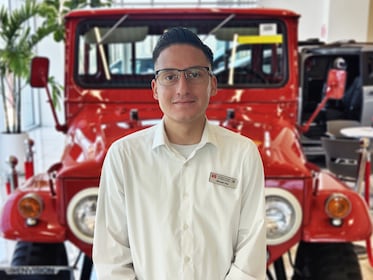 Staff member Michael Diaz from ID_0fdf75
