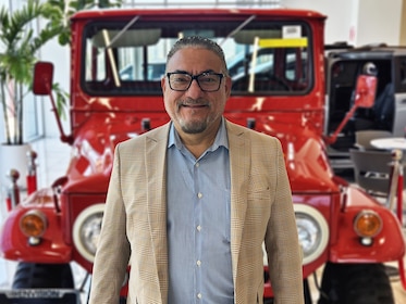 Staff member Reynaldo Barillas from ID_717c64