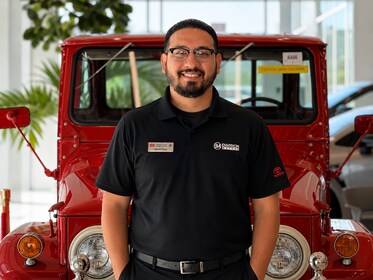Staff member Valente Ponce from ID_f3648b